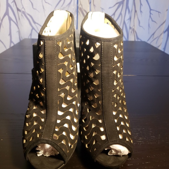 BCBG Madora Open Toe Bootie - New w/ Box - Picture 3 of 7